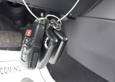 2T1BURHE4HC781138